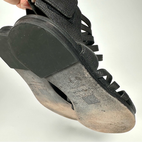 Eileen Fisher Women’s Black Gladiator Otto Sandals - Picture 11 of 11